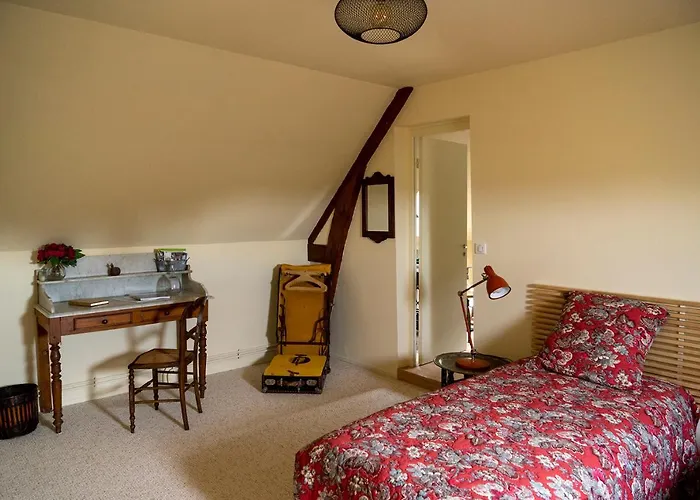 Bed & Breakfast D'hôtes Chez Artiste Verrier, - Perche 4*